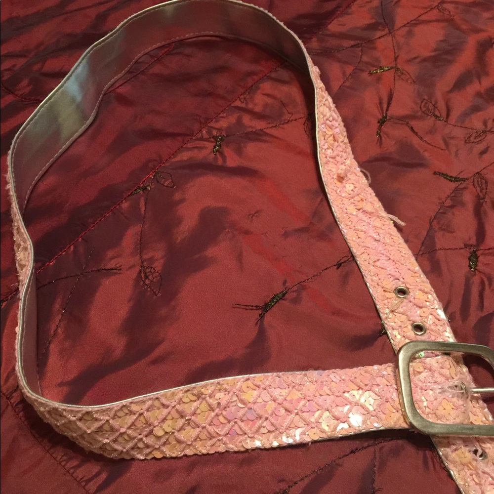 Pink sequins belt
